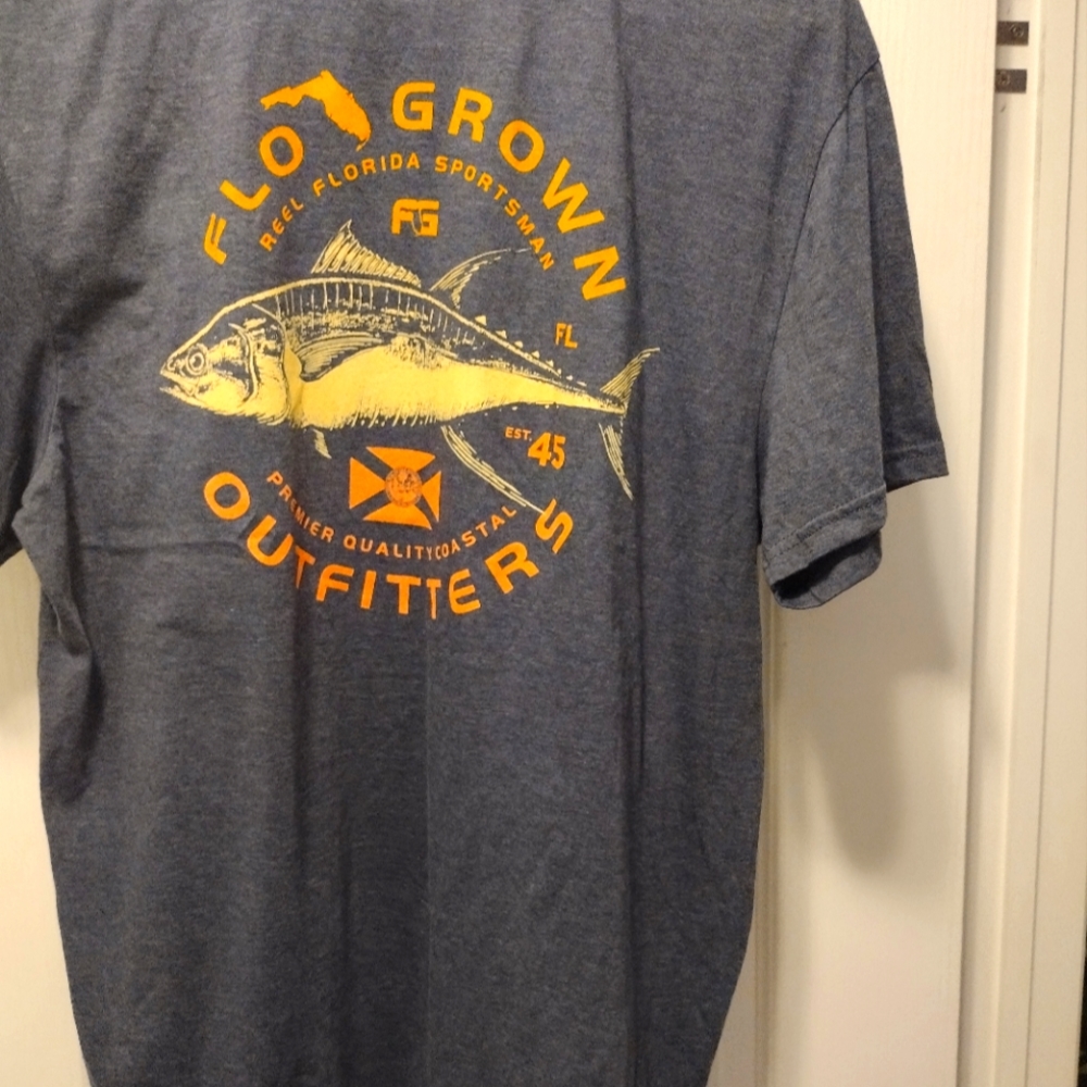 Flo Grown size L dark grey tshirt